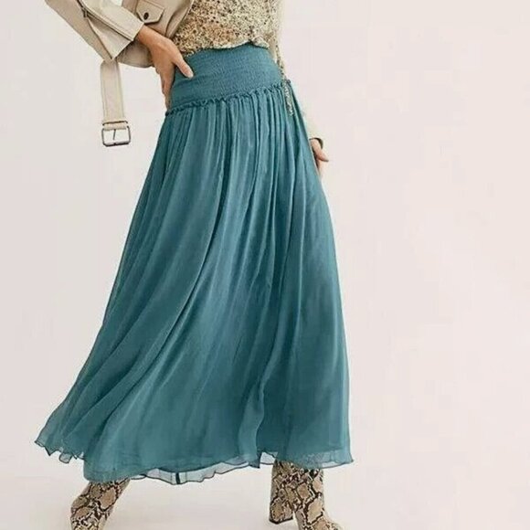 Free People Dresses & Skirts - Free People Cosmic Gypsy Crinkle Maxi Skirt Green Small